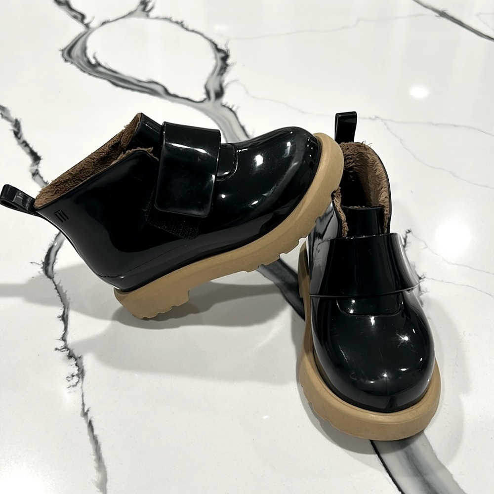 Mini Melissa size 7 black boots